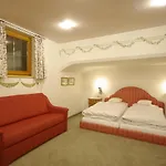 Hubertusklause Aparthotel 3*