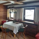 Hubertusklause Aparthotel 3*